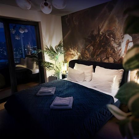 Appartement Skyline Elegance With Free Parking à Bratislava Extérieur photo